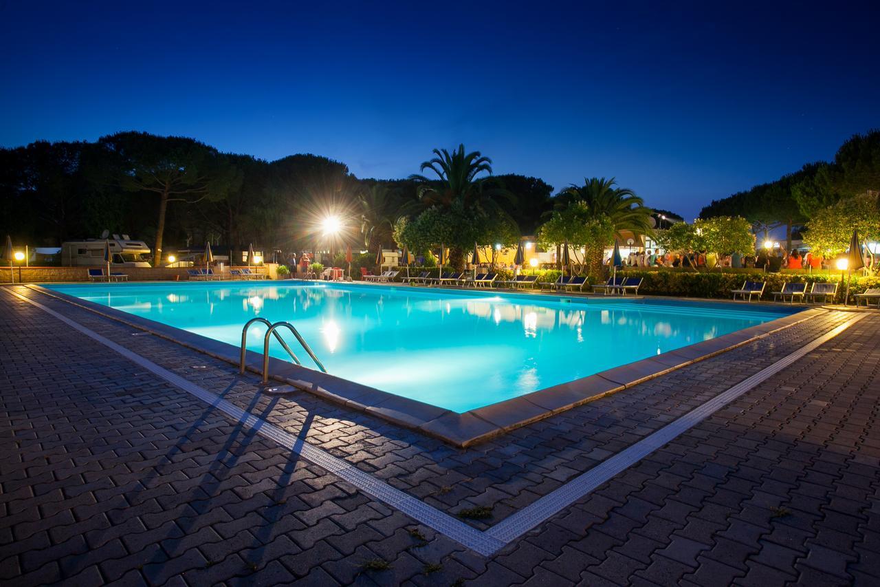 Camping Village Mareblu Marina di Cecina Exterior photo